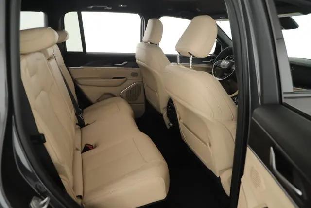 2026 Jeep Grand Cherokee Limited 4x2