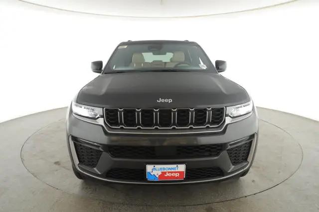 2026 Jeep Grand Cherokee Limited 4x2