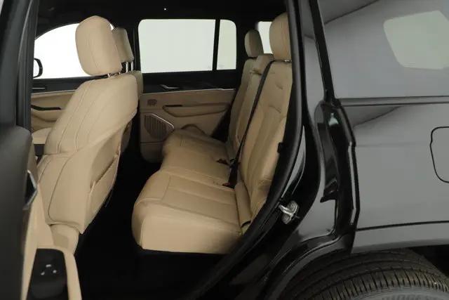 2026 Jeep Grand Cherokee Limited 4x2