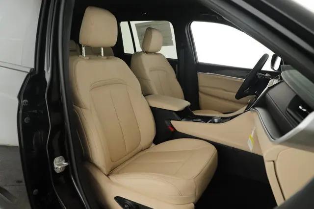 2026 Jeep Grand Cherokee Limited 4x2