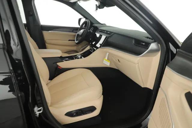 2026 Jeep Grand Cherokee Limited 4x2