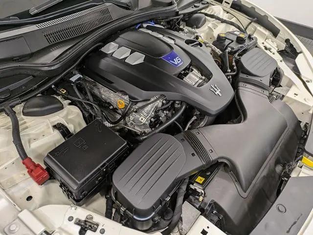 2019 Maserati Ghibli S Q4
