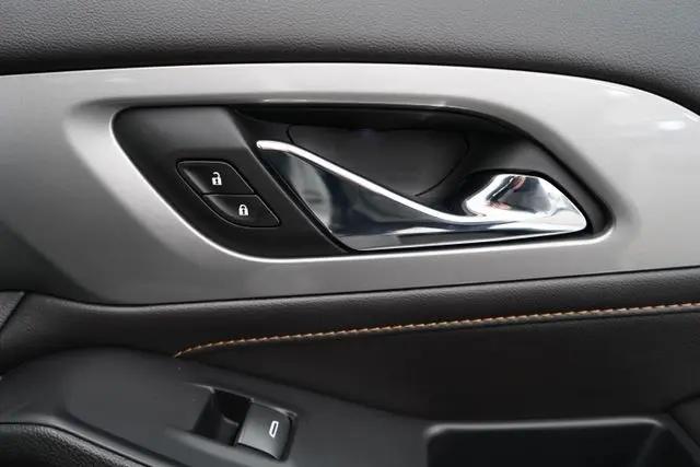 2020 Chevrolet Traverse AWD RS
