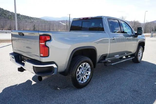 2025 Chevrolet Silverado 2500HD 4WD Crew Cab Standard Bed LTZ