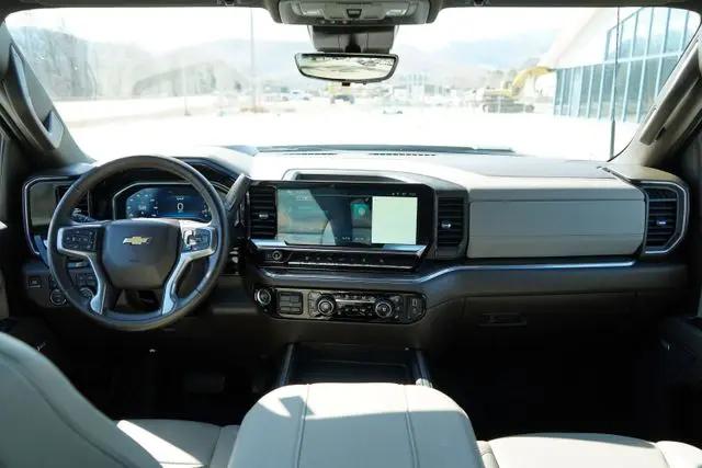 2025 Chevrolet Silverado 2500HD 4WD Crew Cab Standard Bed LTZ