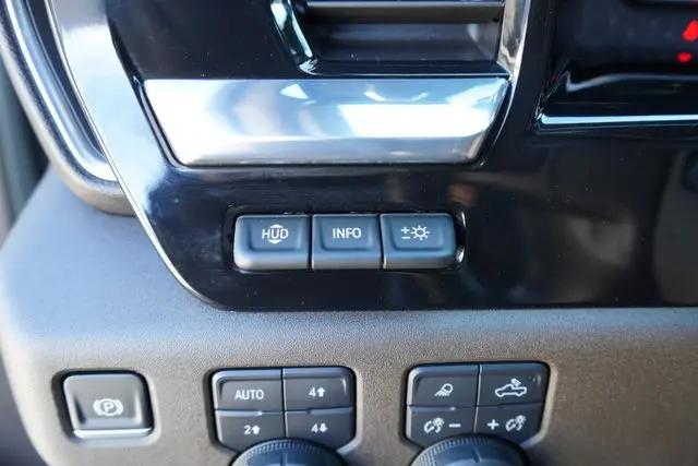 2025 Chevrolet Silverado 2500HD 4WD Crew Cab Standard Bed LTZ