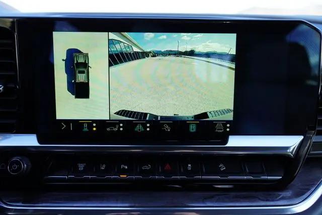 2025 Chevrolet Silverado 2500HD 4WD Crew Cab Standard Bed LTZ