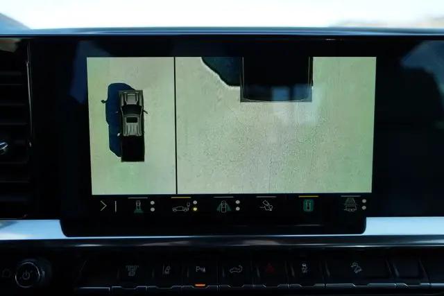 2025 Chevrolet Silverado 2500HD 4WD Crew Cab Standard Bed LTZ
