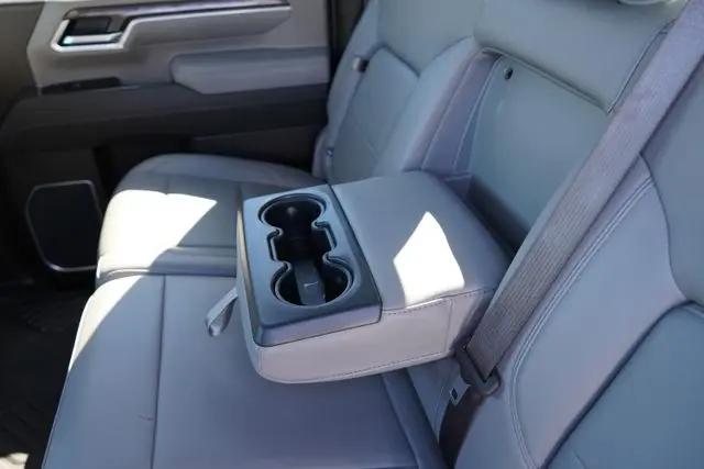 2025 Chevrolet Silverado 2500HD 4WD Crew Cab Standard Bed LTZ
