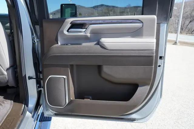 2025 Chevrolet Silverado 2500HD 4WD Crew Cab Standard Bed LTZ