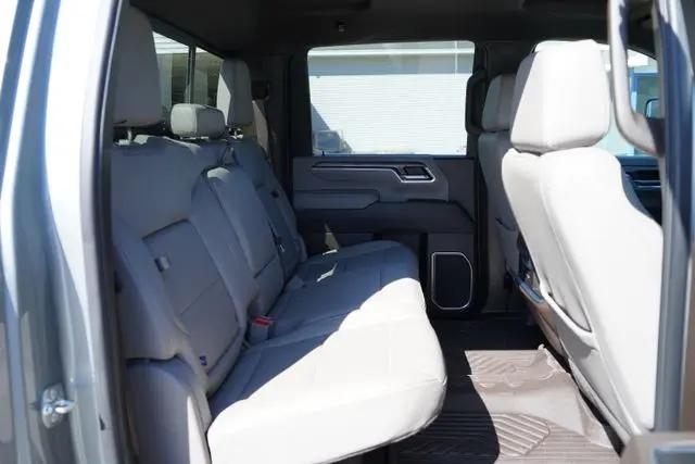 2025 Chevrolet Silverado 2500HD 4WD Crew Cab Standard Bed LTZ