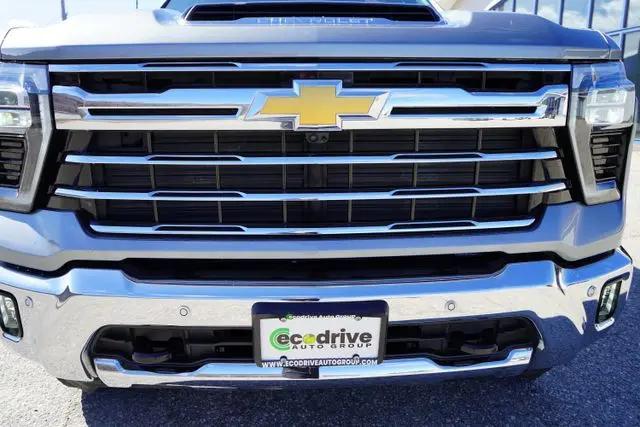 2025 Chevrolet Silverado 2500HD 4WD Crew Cab Standard Bed LTZ