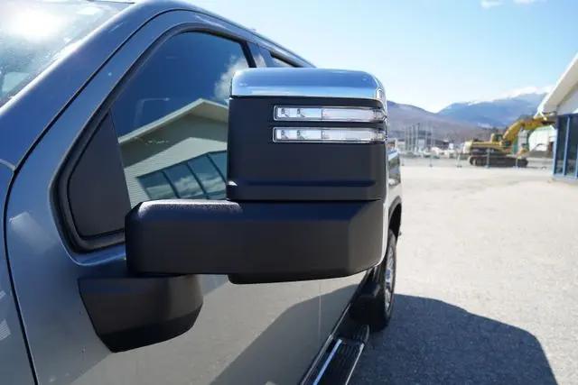 2025 Chevrolet Silverado 2500HD 4WD Crew Cab Standard Bed LTZ