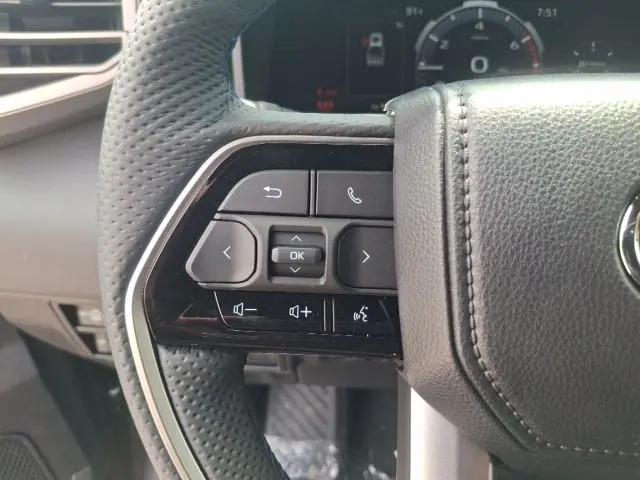 2026 Toyota Tundra Platinum CrewMax 5.5' Bed