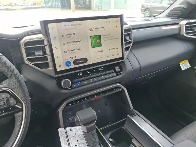 2026 Toyota Tundra Platinum CrewMax 5.5' Bed