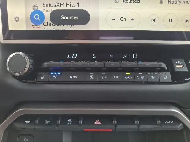 2026 Toyota Tundra Platinum CrewMax 5.5' Bed