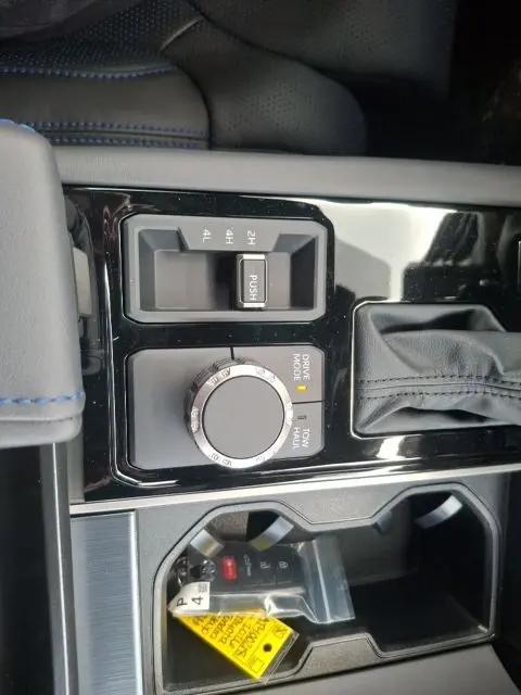 2026 Toyota Tundra Platinum CrewMax 5.5' Bed
