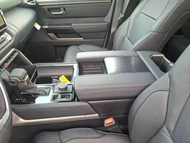 2026 Toyota Tundra Platinum CrewMax 5.5' Bed