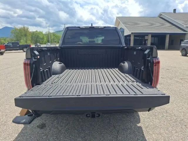2026 Toyota Tundra Platinum CrewMax 5.5' Bed