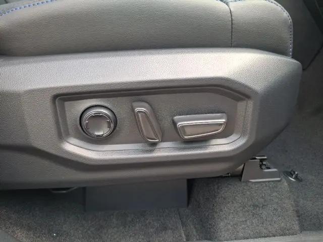 2026 Toyota Tundra Platinum CrewMax 5.5' Bed