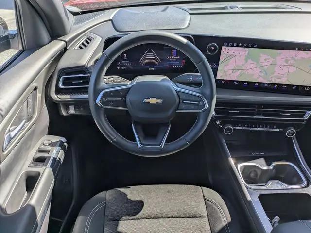 2025 Chevrolet Traverse FWD LT