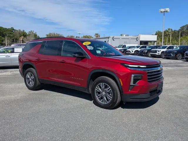 2025 Chevrolet Traverse FWD LT