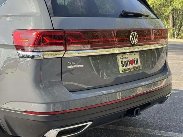 2026 Volkswagen Atlas SE with Technology