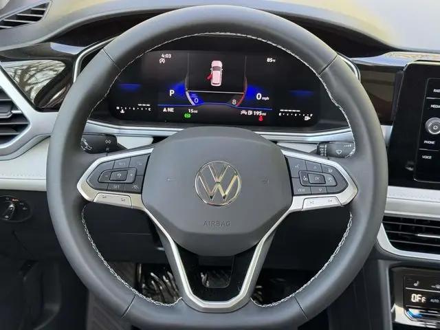 2026 Volkswagen Taos SE