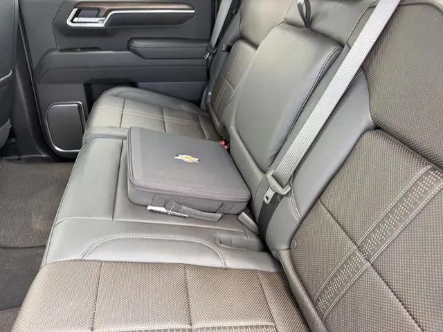 2026 Chevrolet Silverado 1500 4WD Crew Cab Short Bed High Country