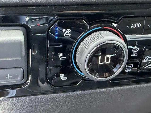 2026 Chevrolet Silverado 1500 4WD Crew Cab Short Bed High Country