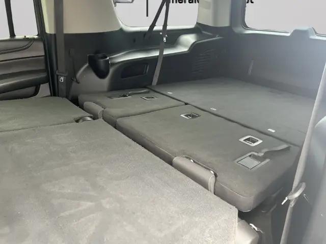 2018 Chevrolet Suburban LS