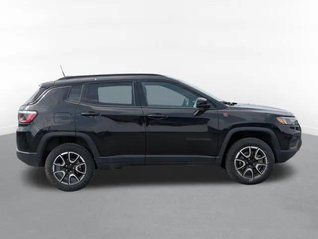 2024 Jeep Compass Trailhawk 4x4