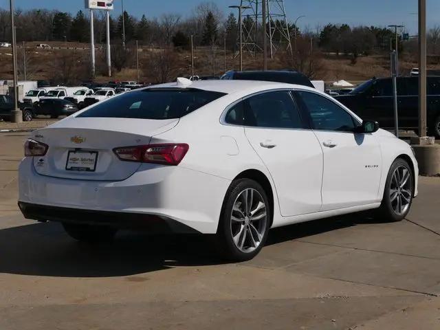 2024 Chevrolet Malibu FWD 2LT