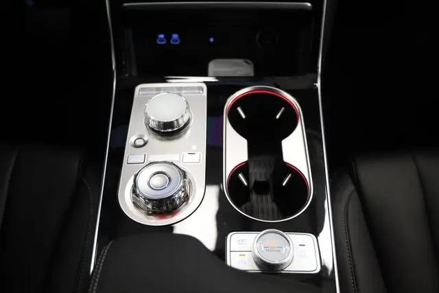2026 Genesis GV80 2.5T AWD