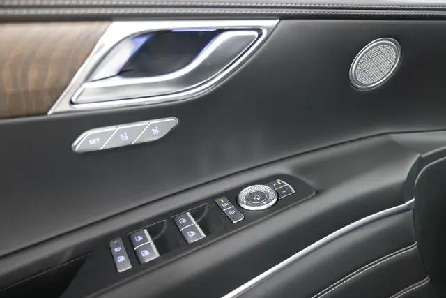 2026 Genesis GV80 2.5T Select AWD