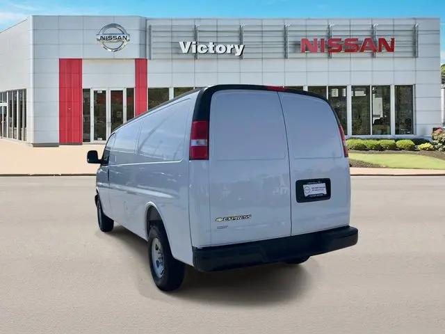 2025 Chevrolet Express Cargo Van RWD 2500 Extended Wheelbase WT