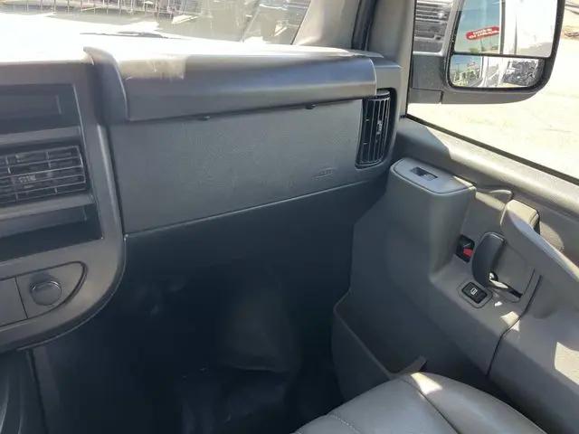 2025 Chevrolet Express Cargo Van RWD 2500 Extended Wheelbase WT