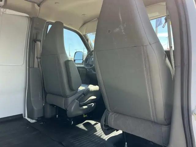 2025 Chevrolet Express Cargo Van RWD 2500 Extended Wheelbase WT