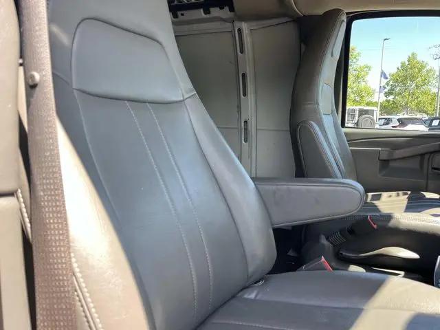 2025 Chevrolet Express Cargo Van RWD 2500 Extended Wheelbase WT
