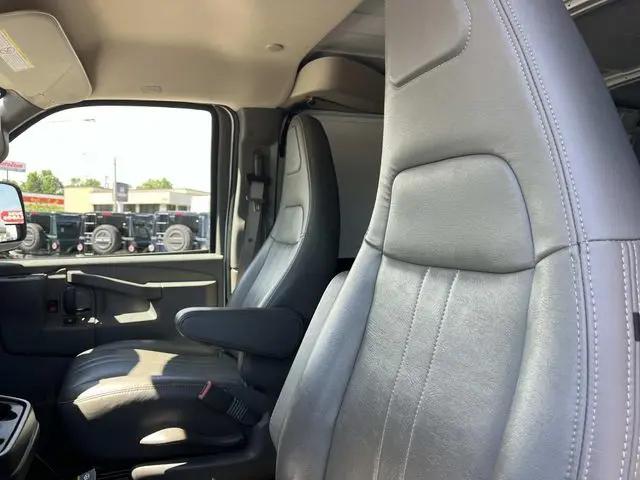 2025 Chevrolet Express Cargo Van RWD 2500 Extended Wheelbase WT