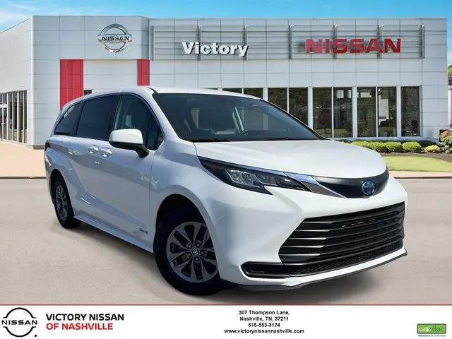 2021 Toyota Sienna LE for sale in Nashville, TN