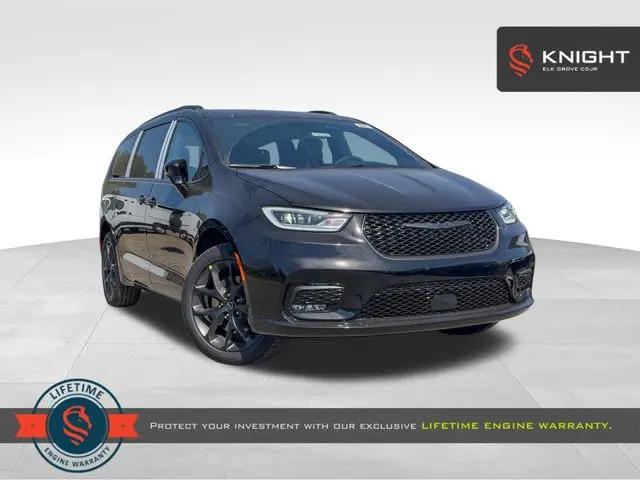 2026 Chrysler Pacifica Select AWD for sale in Elk Grove, CA