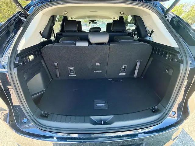 2026 Mazda X-90 3.3 Turbo Select