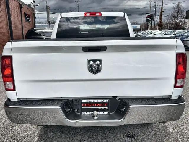 2024 Ram 1500 Classic SLT Quad Cab 4x2 6'4" Box