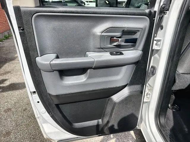 2024 Ram 1500 Classic SLT Quad Cab 4x2 6'4" Box