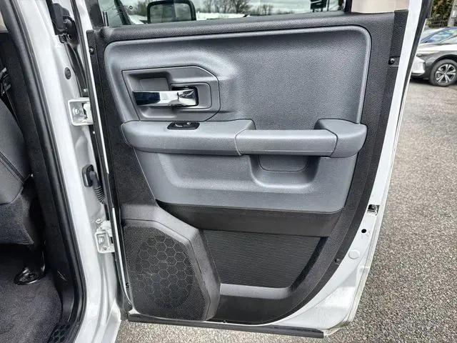 2024 Ram 1500 Classic SLT Quad Cab 4x2 6'4" Box