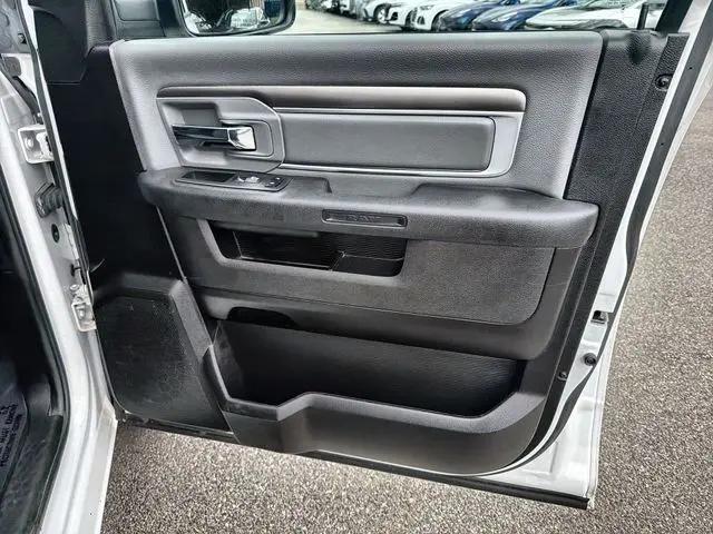 2024 Ram 1500 Classic SLT Quad Cab 4x2 6'4" Box