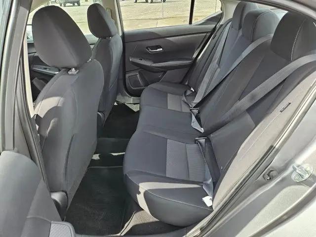 2023 Nissan Sentra SV Xtronic CVT