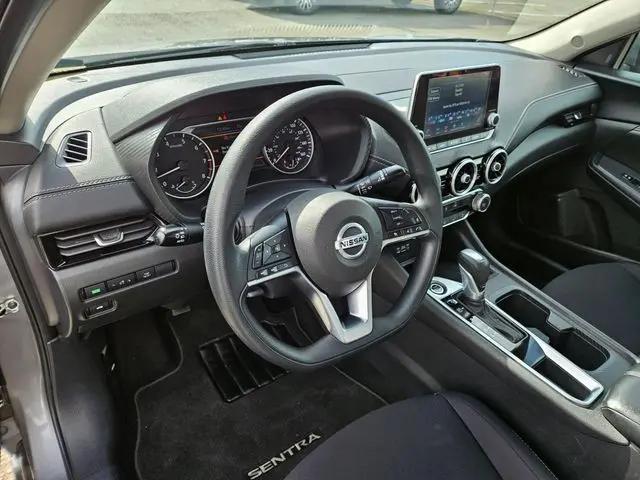 2023 Nissan Sentra SV Xtronic CVT