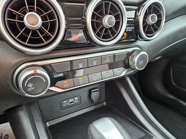 2023 Nissan Sentra SV Xtronic CVT